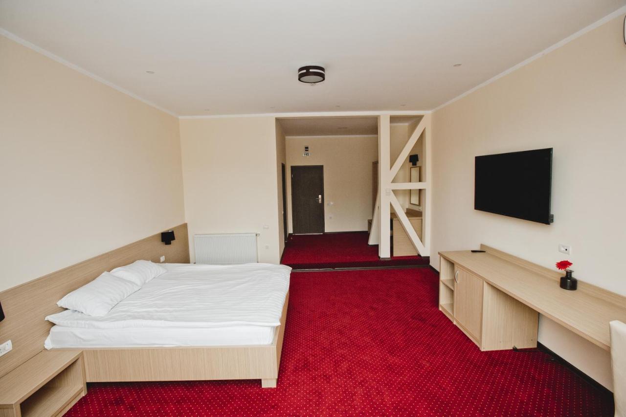 Hotel Evergreen Amara Ngoại thất bức ảnh