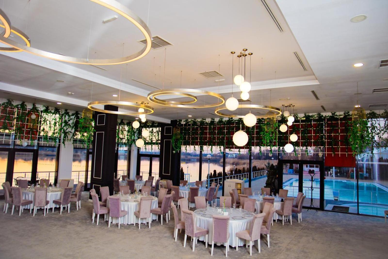 Hotel Evergreen Amara Ngoại thất bức ảnh