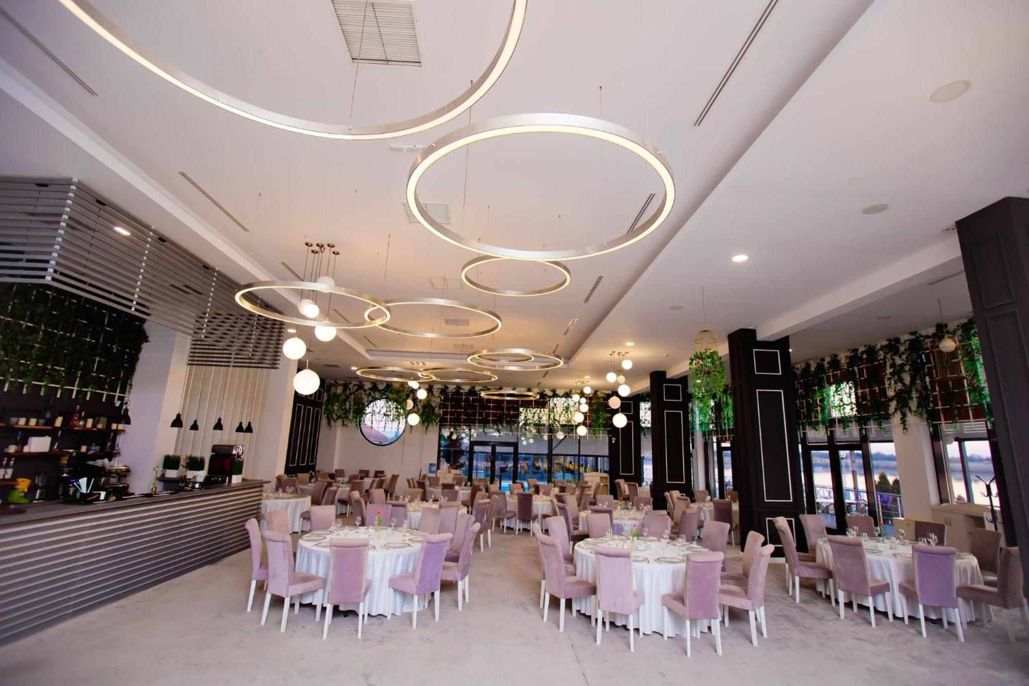Hotel Evergreen Amara Ngoại thất bức ảnh