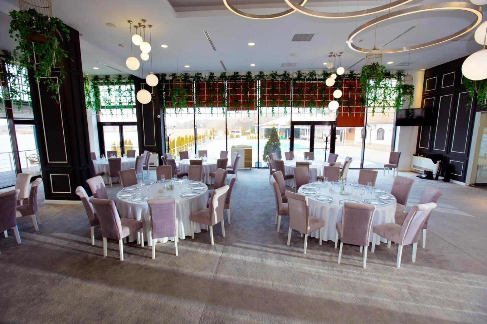 Hotel Evergreen Amara Ngoại thất bức ảnh