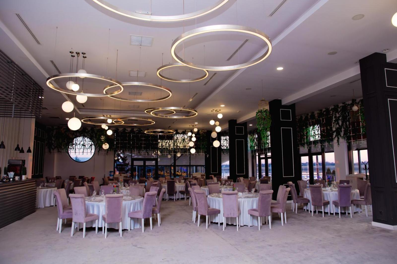 Hotel Evergreen Amara Ngoại thất bức ảnh