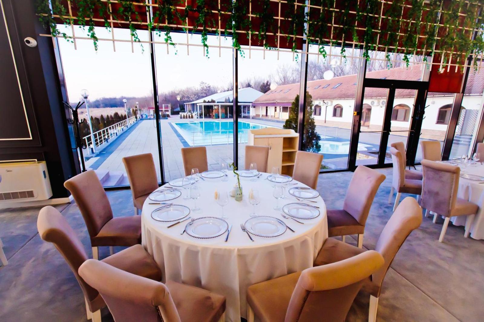 Hotel Evergreen Amara Ngoại thất bức ảnh