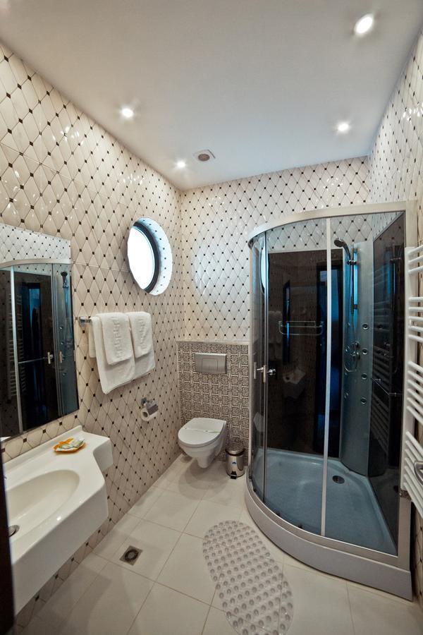 Hotel Evergreen Amara Ngoại thất bức ảnh
